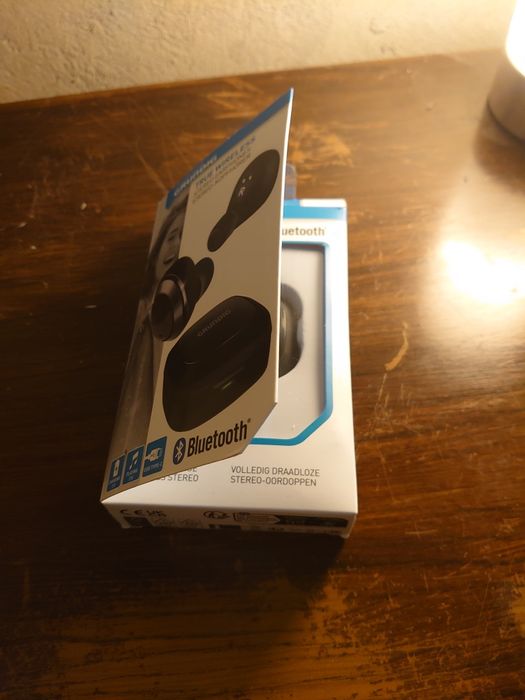 Bluetooth слушалки Grundig