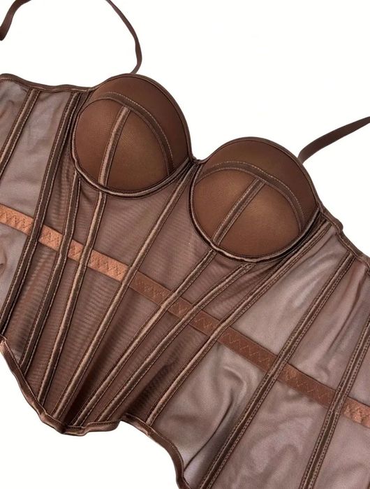 Corset. Maro. Calitate excelentă. Marimea S