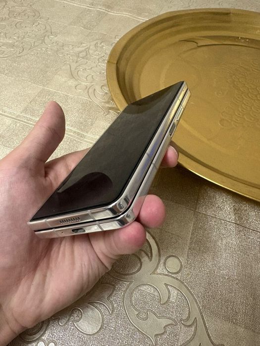 Samsung Z Fold 5 256/12