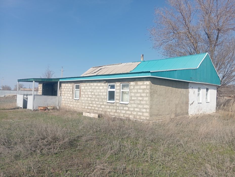 Продам дом с земельным участком