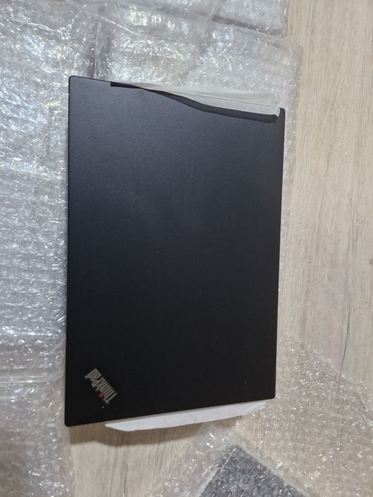 Lenova thinkpad i7 10gen sensorli