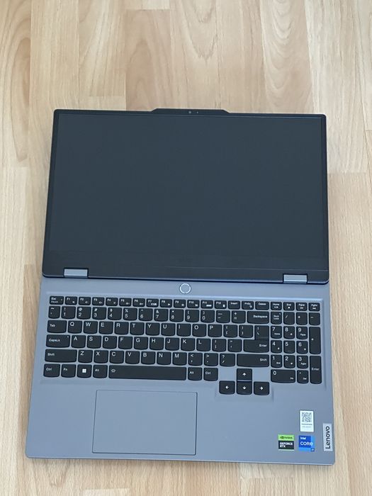 Laptop gaming Lenovo LOQ