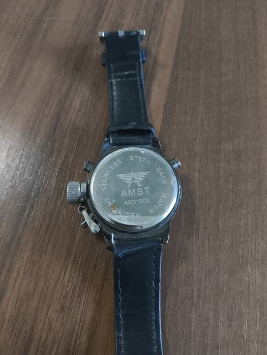 Оригинальные часы