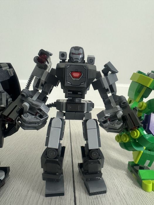 Продаю lego marvel