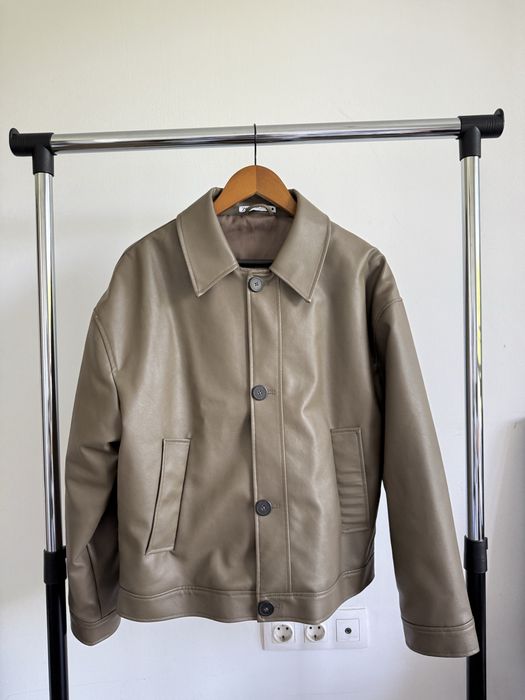 Стилно кожено яке ZARA