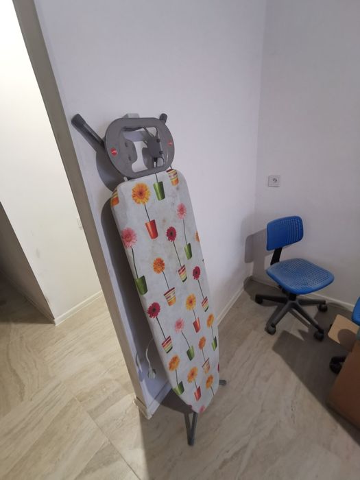 Продам гладильную доску б/у