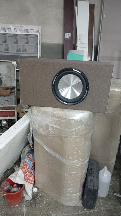 Продам сабвуфер 12 дюймов
