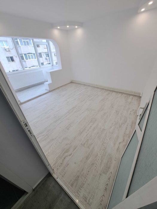 Direct Proprietar - Apartament 2 camere/2 balcoane - Inel II - Renovat