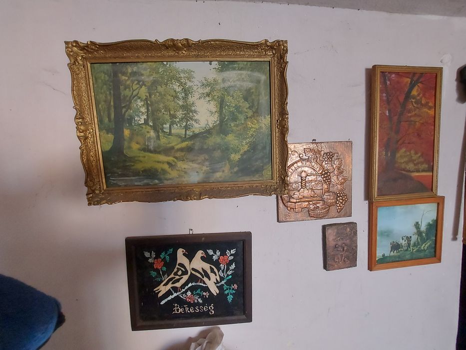 De vnzare obiecte vechi de colecție de bronz