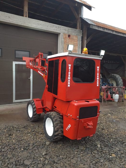 Mini încărcător frontal weidemann