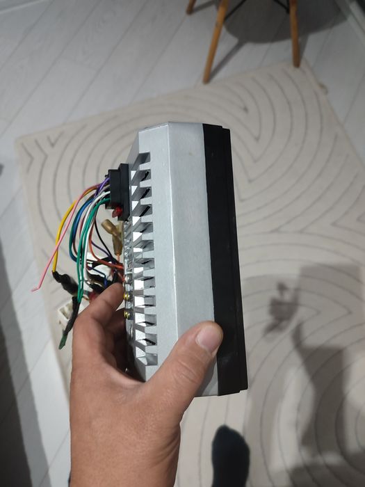 Продам автомагнитола.