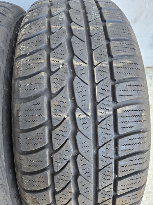 2 бр. Зимни гуми 215.60.17