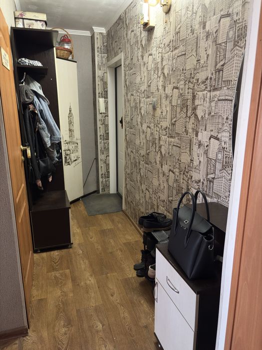 Продам квартиру район молодежный