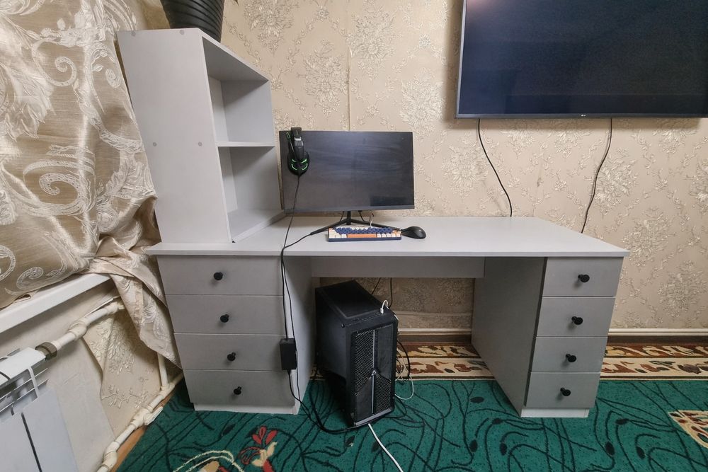 Продам стол ученический