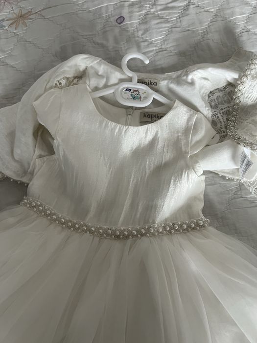 Продам платья на два года