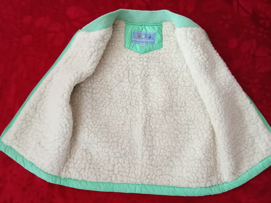 Безрукавка для девочек 3-4-5лет