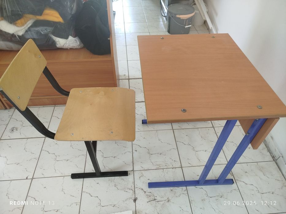 Парта столымен жеке парта біреулік