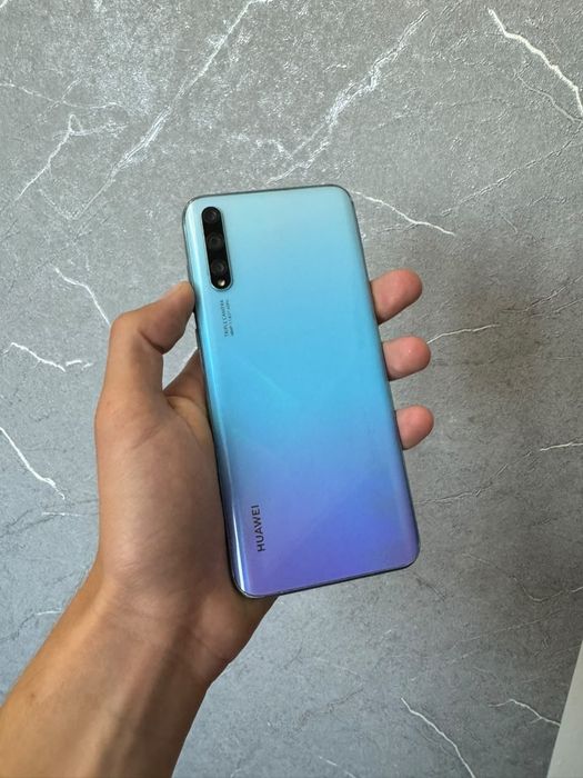 Huawei Y8p на 128гб