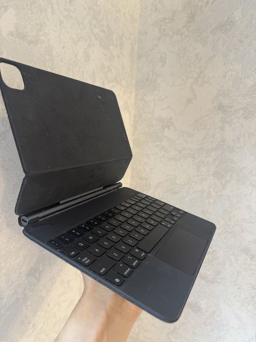 Ipad Air 5 256 + Magic keyboard оригинал