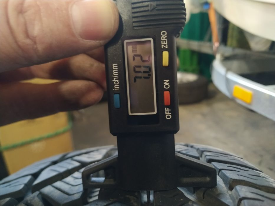 Джанти 15" 5x114,3 със зимни гуми 195,65,15