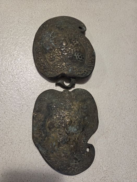 Стари автентични пафти