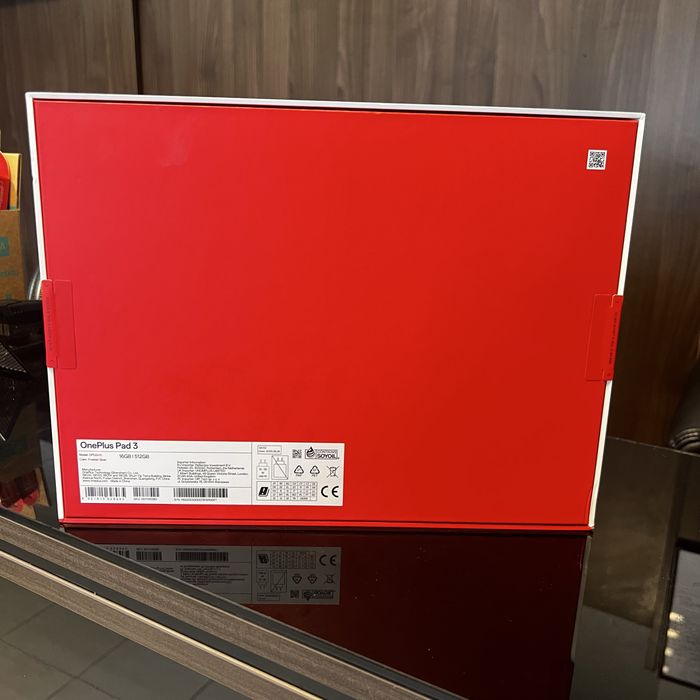 Нов! 2г. Гаранция! OnePlus Pad 3 13.2 16GB RAM 512GB, Silver