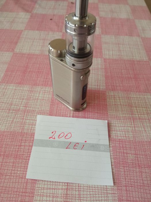 Vând țigări electronice