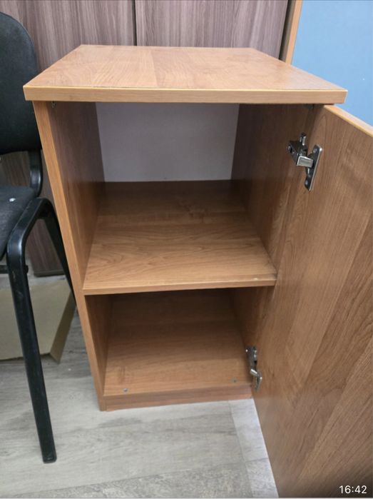 Тумбочки офисные