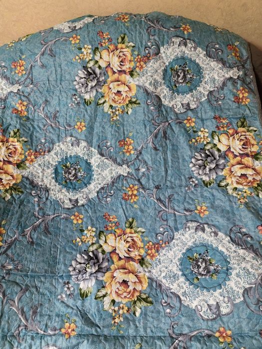 Продам одеяла и покрывала стеганые