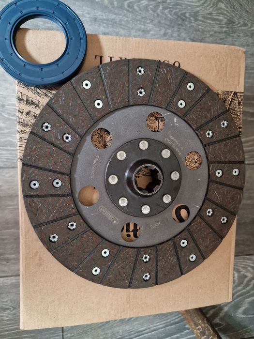 Disc ambreiaj tractor carraro 400  import preț 695 lei se poate trimite