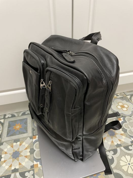 Кожаный рюкзак