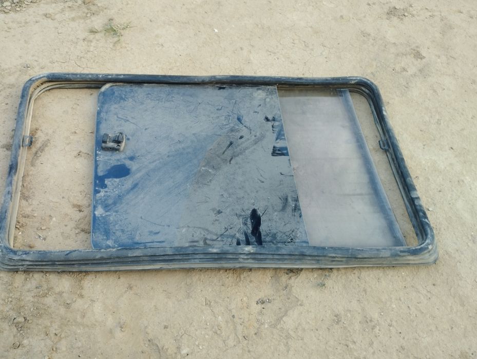 Боковые форточка, стекла на Тойота Прадо 71 кузов, бу отлично состояни