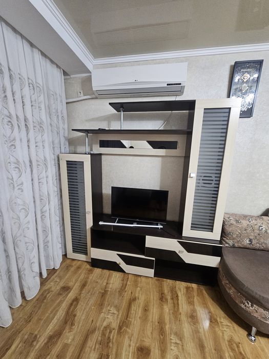 Продам стенку в хорошем состояний