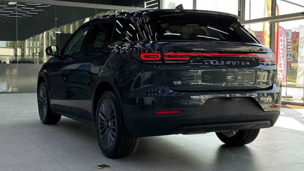 Leapmotor C11 hybrid 2025 va 2026