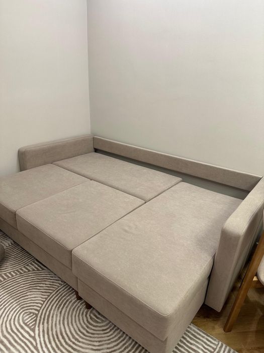 Продам диван в гостиную