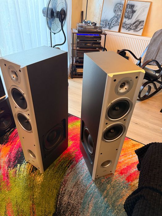 Boxe Jamo 718S bass puternic