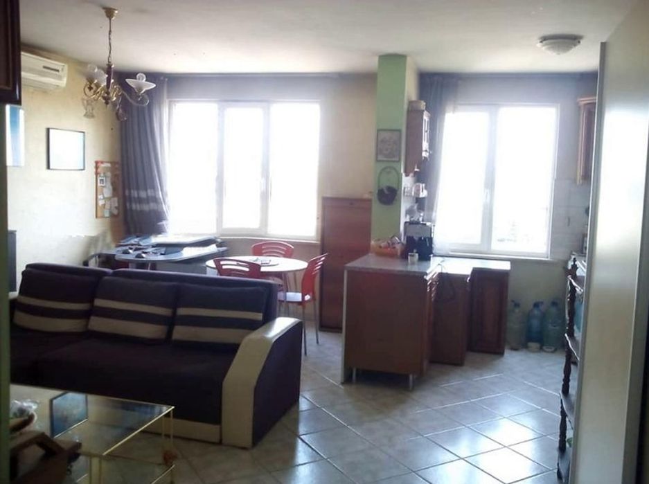 Продава се Тристаен апартамент в София, Оборище - 68 кв.м за 4706 €/кв.м - Снимка #1