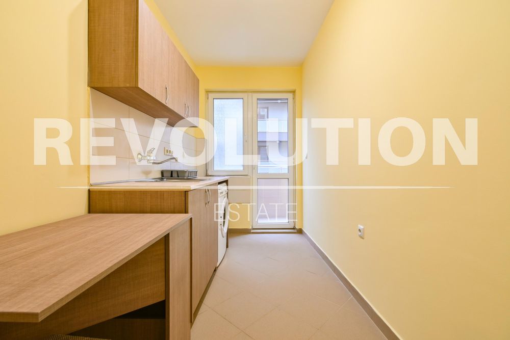 Дава се под наем Тристаен апартамент в София, Зона Б-19 - 76 кв.м за 650 € - Снимка #5