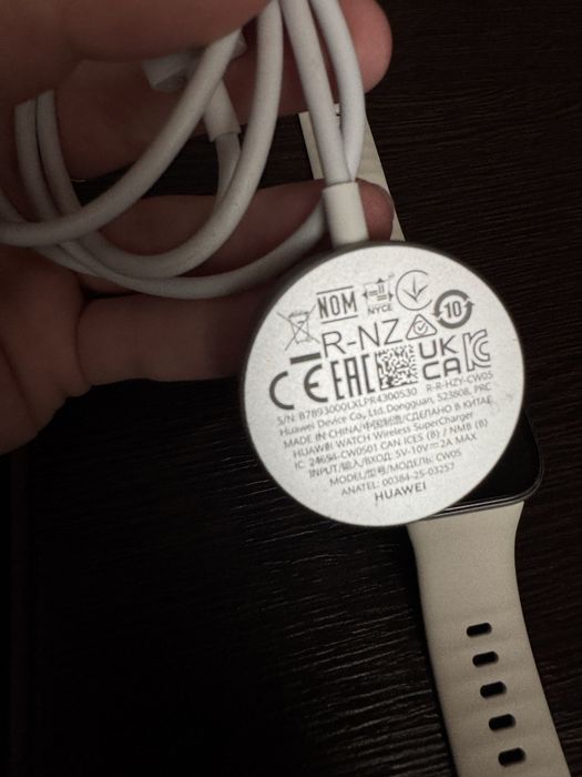Huawei watch fit 4 (încă este in garanție)
