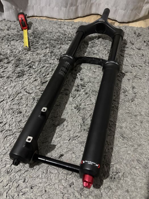 Rock Shox YARI 170mm - 27.5