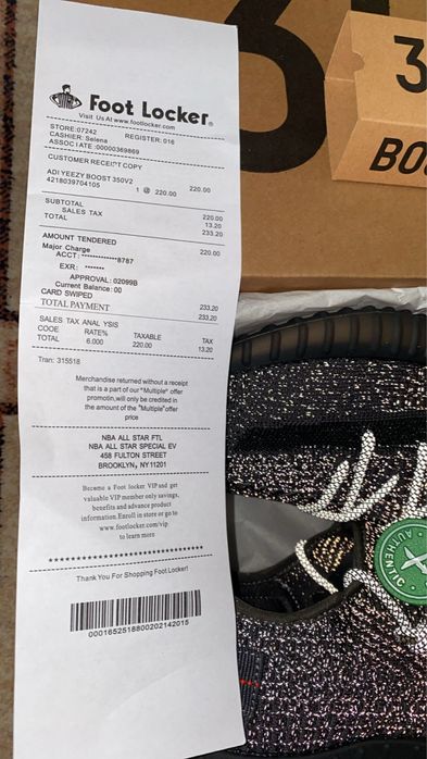Yeezy 350 - Black Reflective, marimea 44, noi in cutie