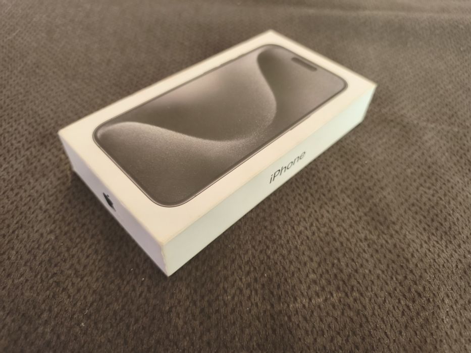 Продавам iPhone 15 pro