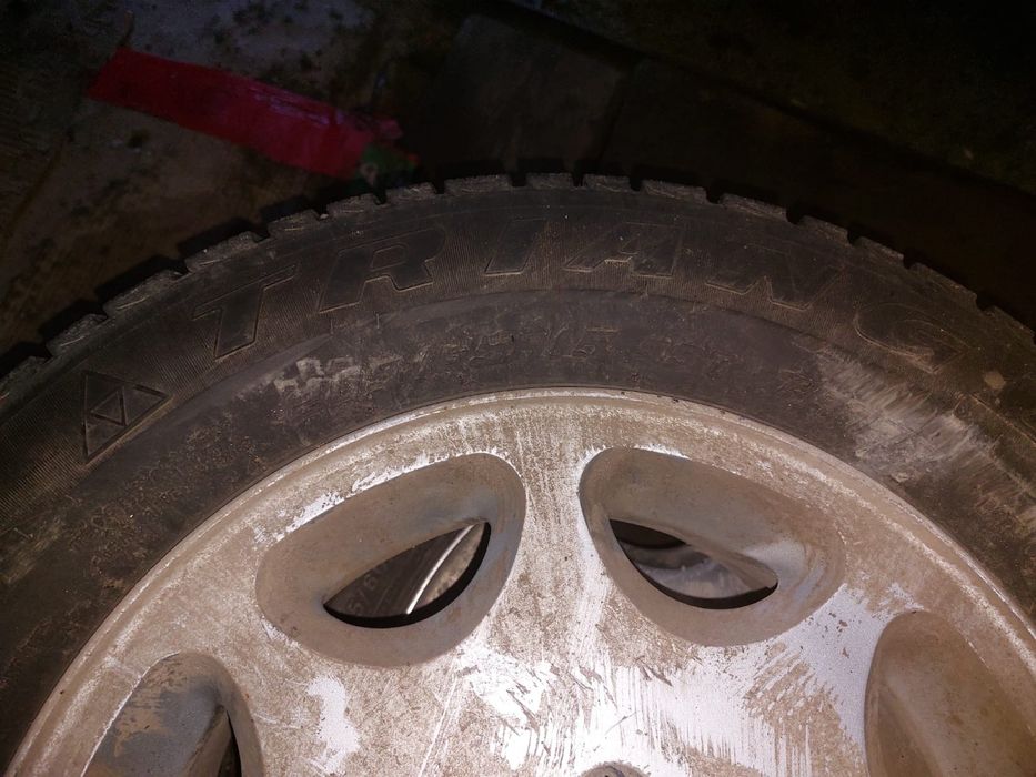 Продам диски с шынами