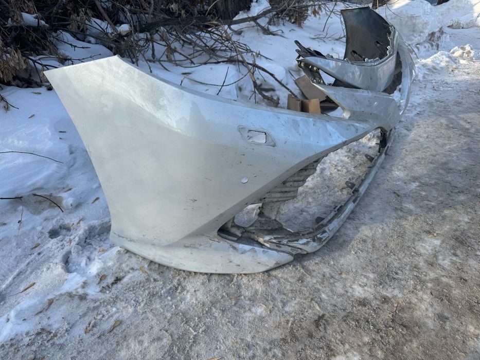 Продам бампер камри 70