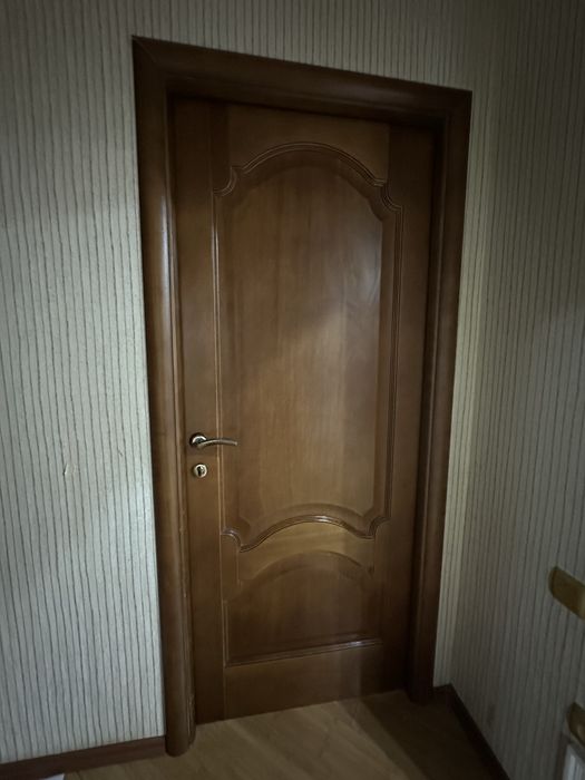 Есік ағаш есіктер