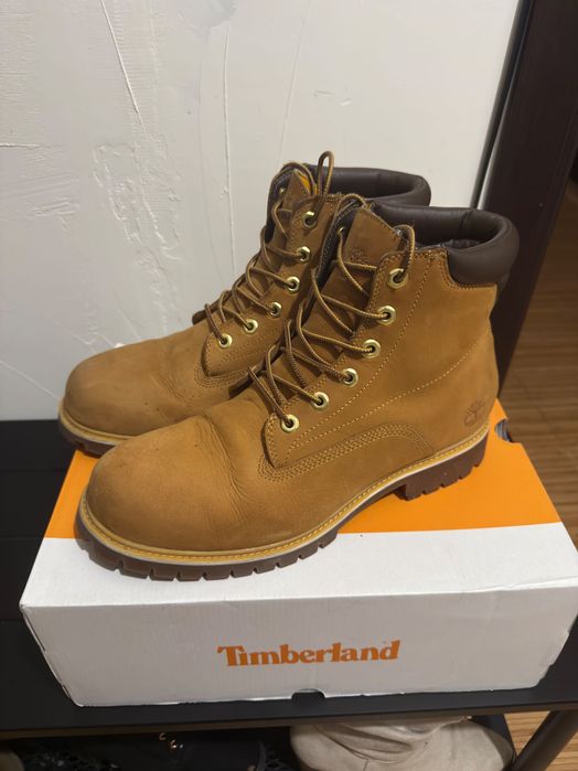 Ghete Timberland mărimea 44 + Kit întreținere Timberland