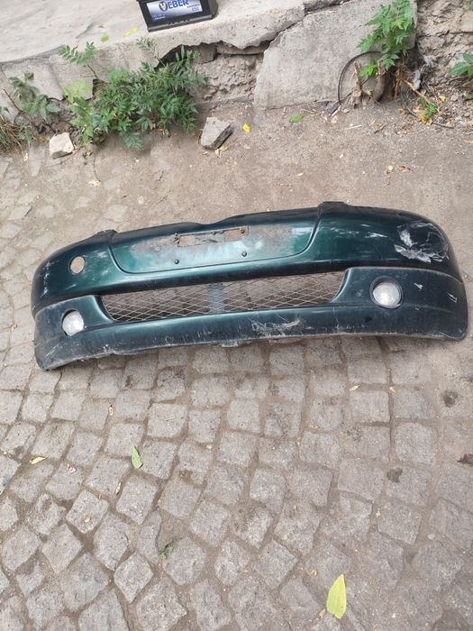 Предна броня за toyota yaris 20001 и нагоре