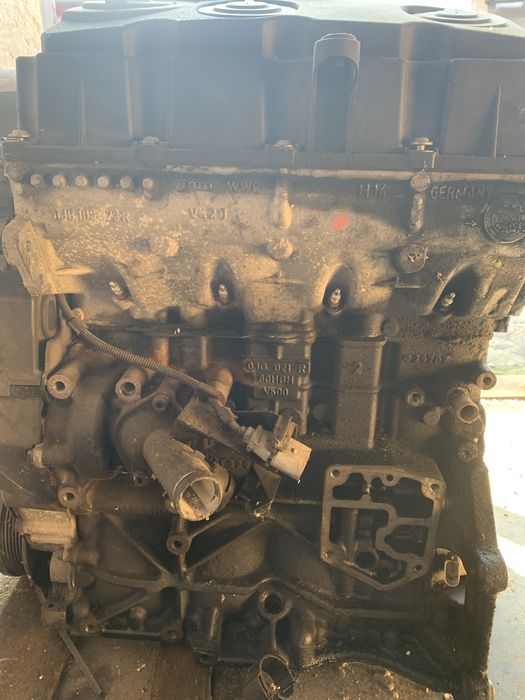 Vând motor VW Passat b6 defect BMP