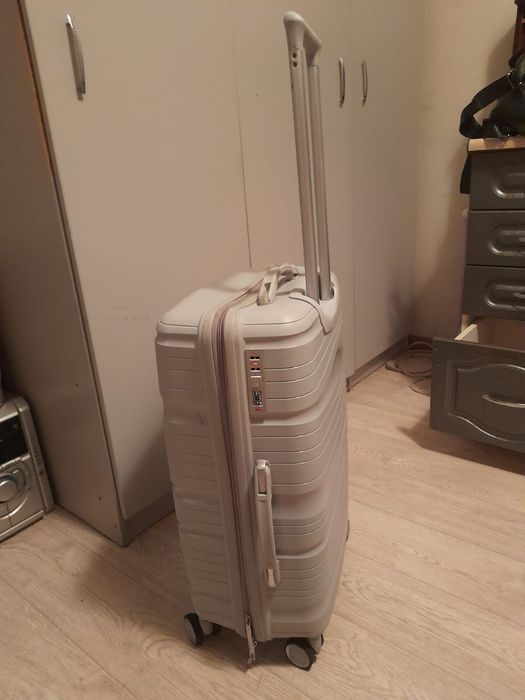 Дорожная сумка на колёсах