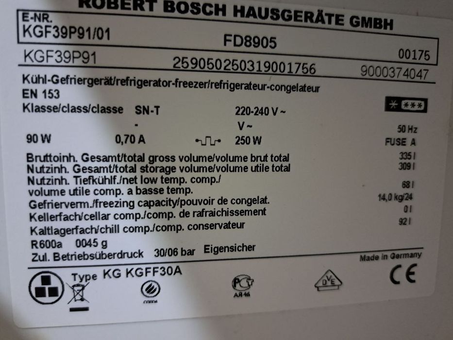 Холодилник BOSCH. Germaniya.